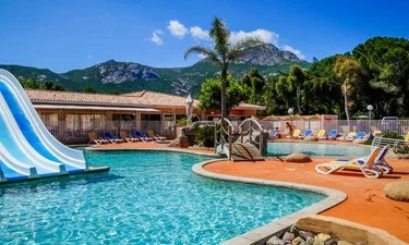 Camping Les Castors & International