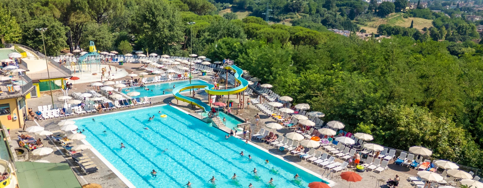 Camping hu Norcenni Girasole village