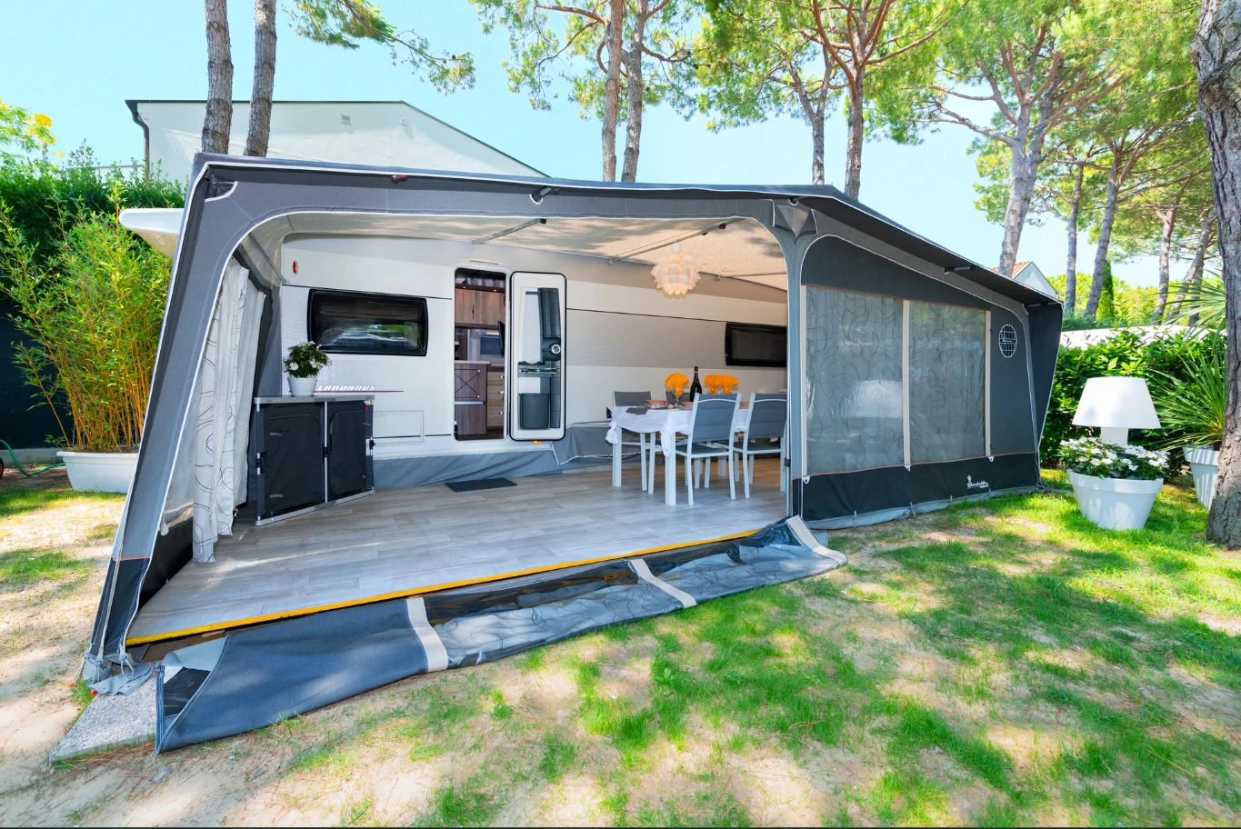 Luxury Caravan